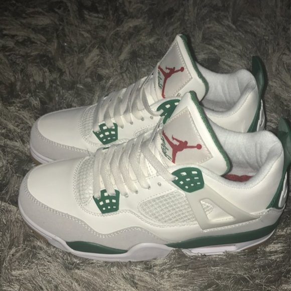 AIR JORDAN 4 RETRO SB PINE GREEN - Picture 3 of 7